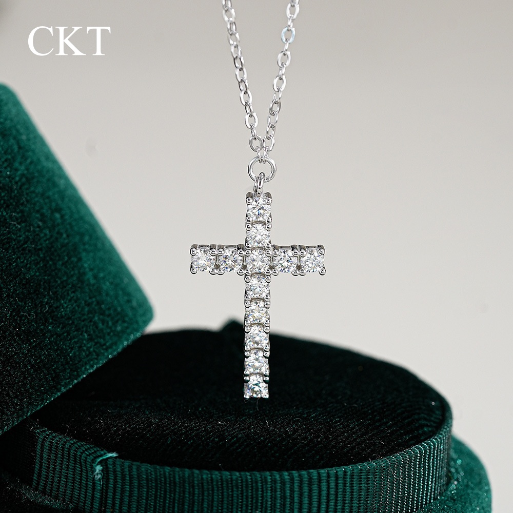 Cross Pendant Necklace Gold - CKT 18 k Beyaz Altın Çapraz