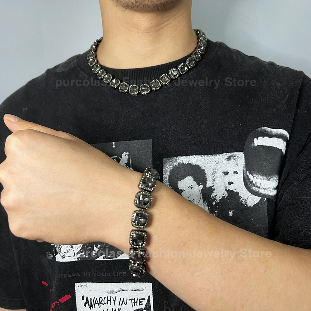 Parlak Çok Renkler Buzlu Out B - Cuban Link Chain 12Mm incelemesi ve fiyatı